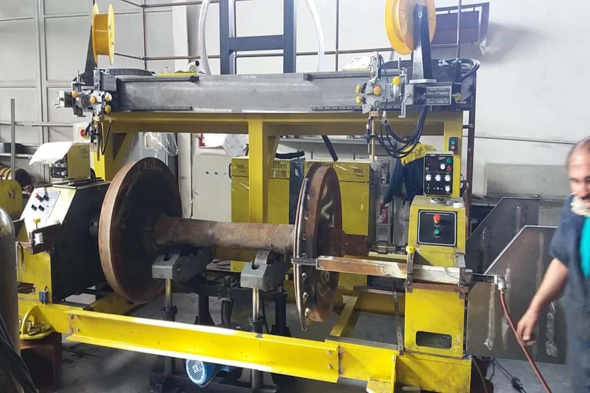 Railway Wheels Cladding Machine