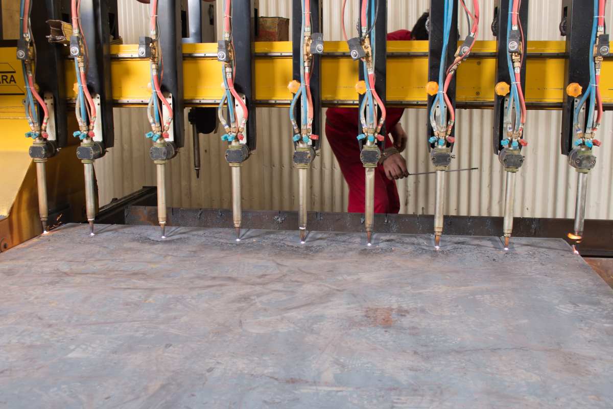 Strip Cutting Machine