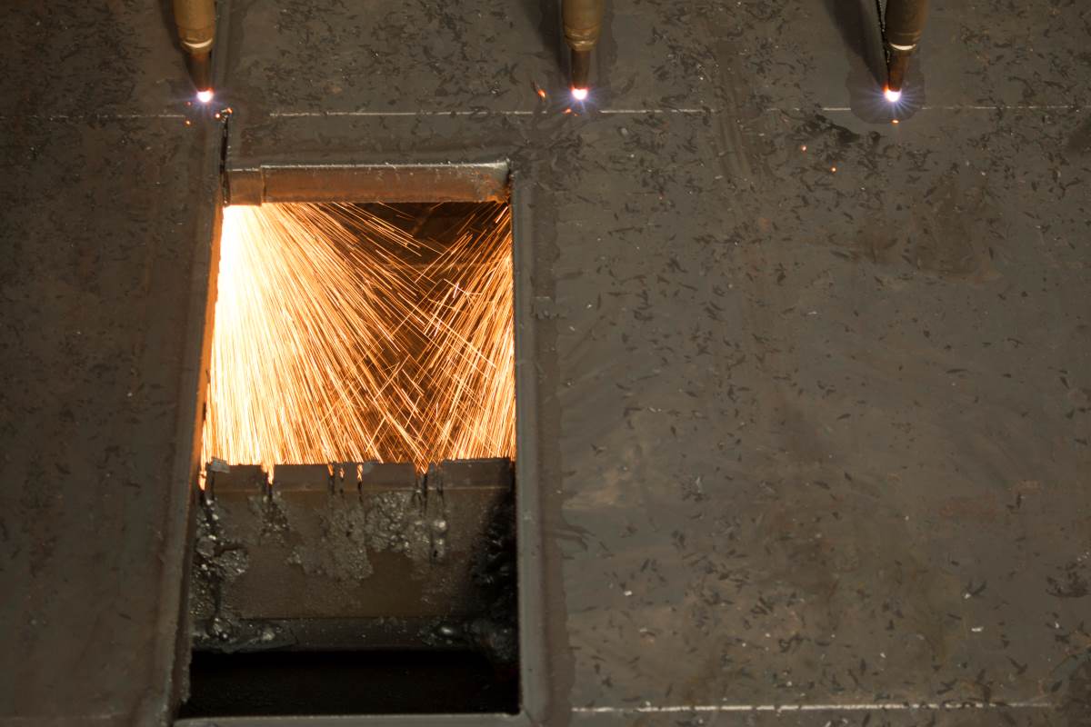 Strip Cutting Machine