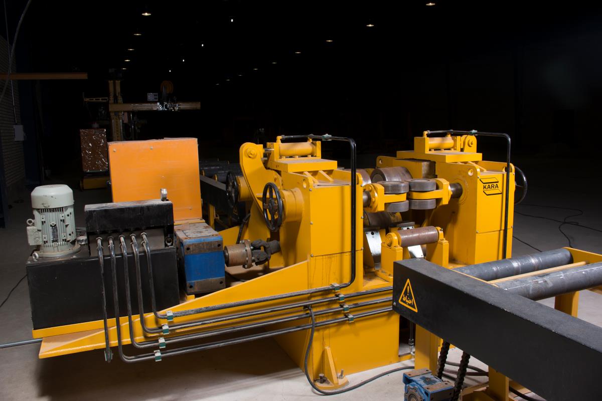 H Straightening Machine