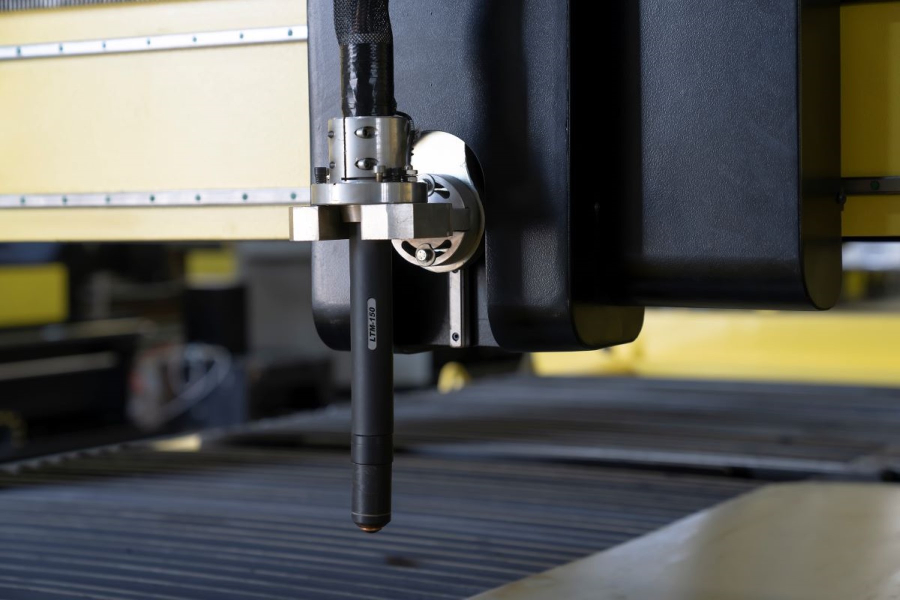 Compact CNC Cutting Machine