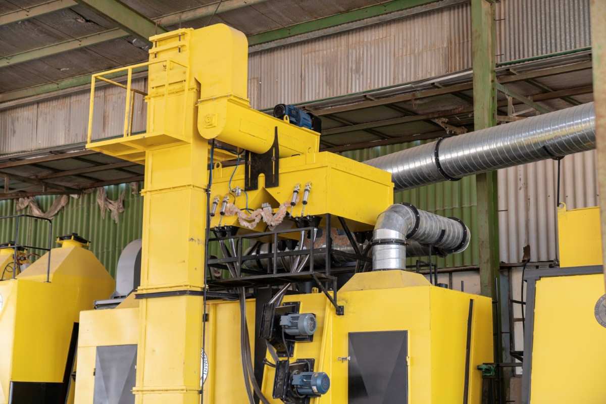 plate processing & shot blasting machine