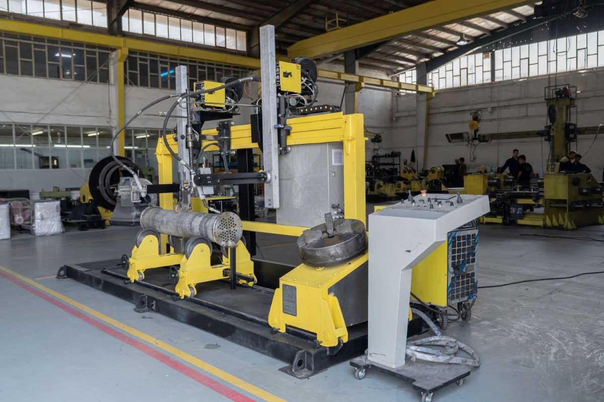 Tube sheet to Pipe welding machine